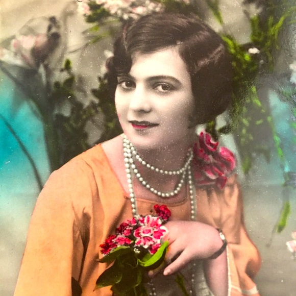 Meet your Posher, Sarah - Picture 1 of 1